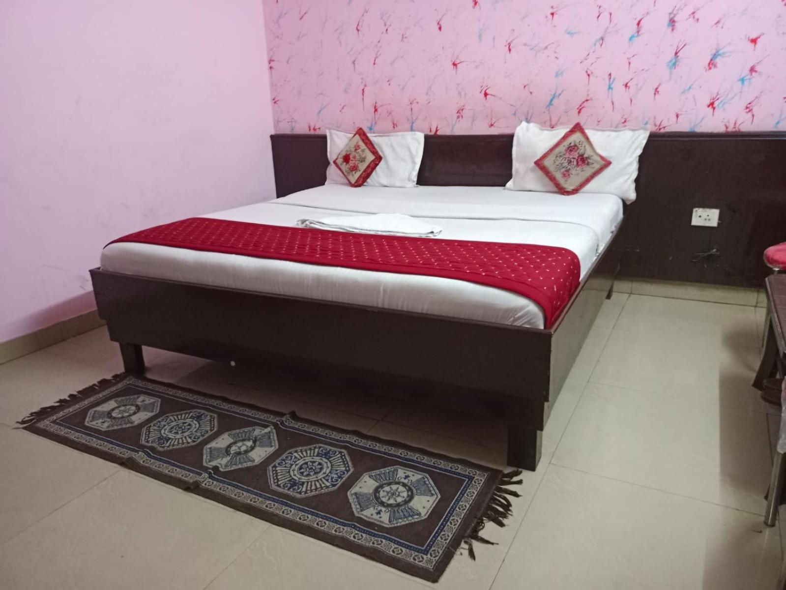 Airport Hotel Pariksheet Inn New Delhi Ngoại thất bức ảnh