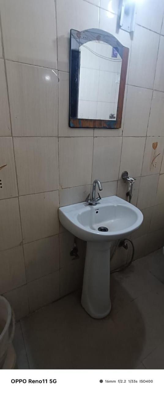 Airport Hotel Pariksheet Inn New Delhi Ngoại thất bức ảnh