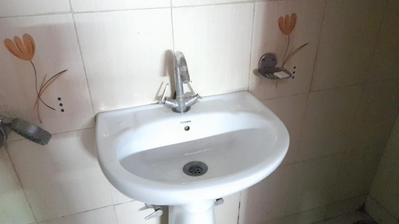 Airport Hotel Pariksheet Inn New Delhi Ngoại thất bức ảnh